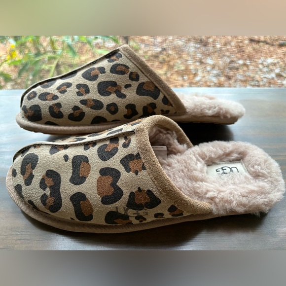 UGG Pearle Scuff slippers in Leopard print- New! 🔥 Size 9 - Picture 13 of 16